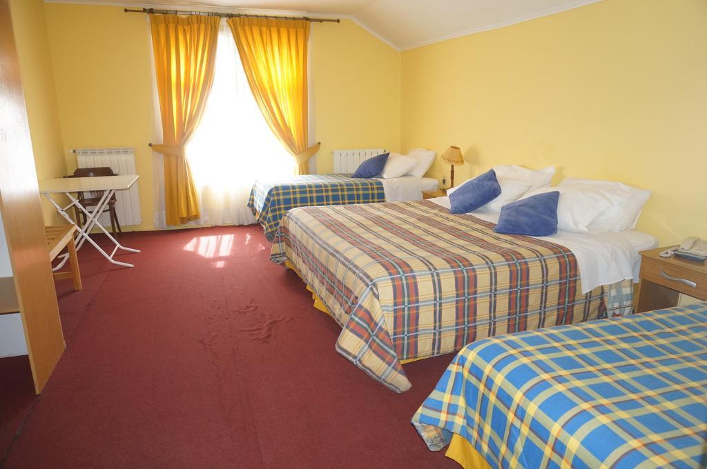Hostal Ovejero Punta Arenas Exterior foto