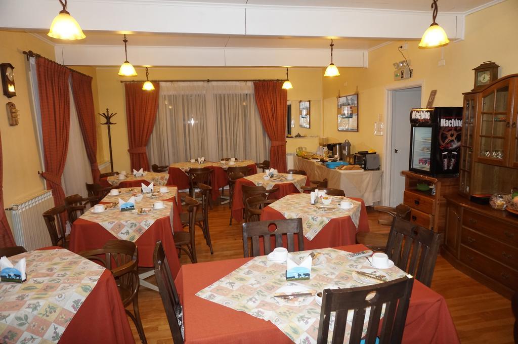 Hostal Ovejero Punta Arenas Exterior foto