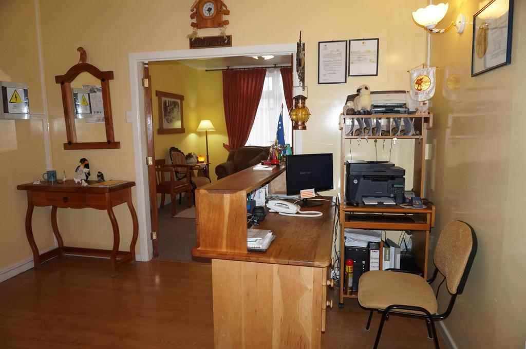 Hostal Ovejero Punta Arenas Exterior foto